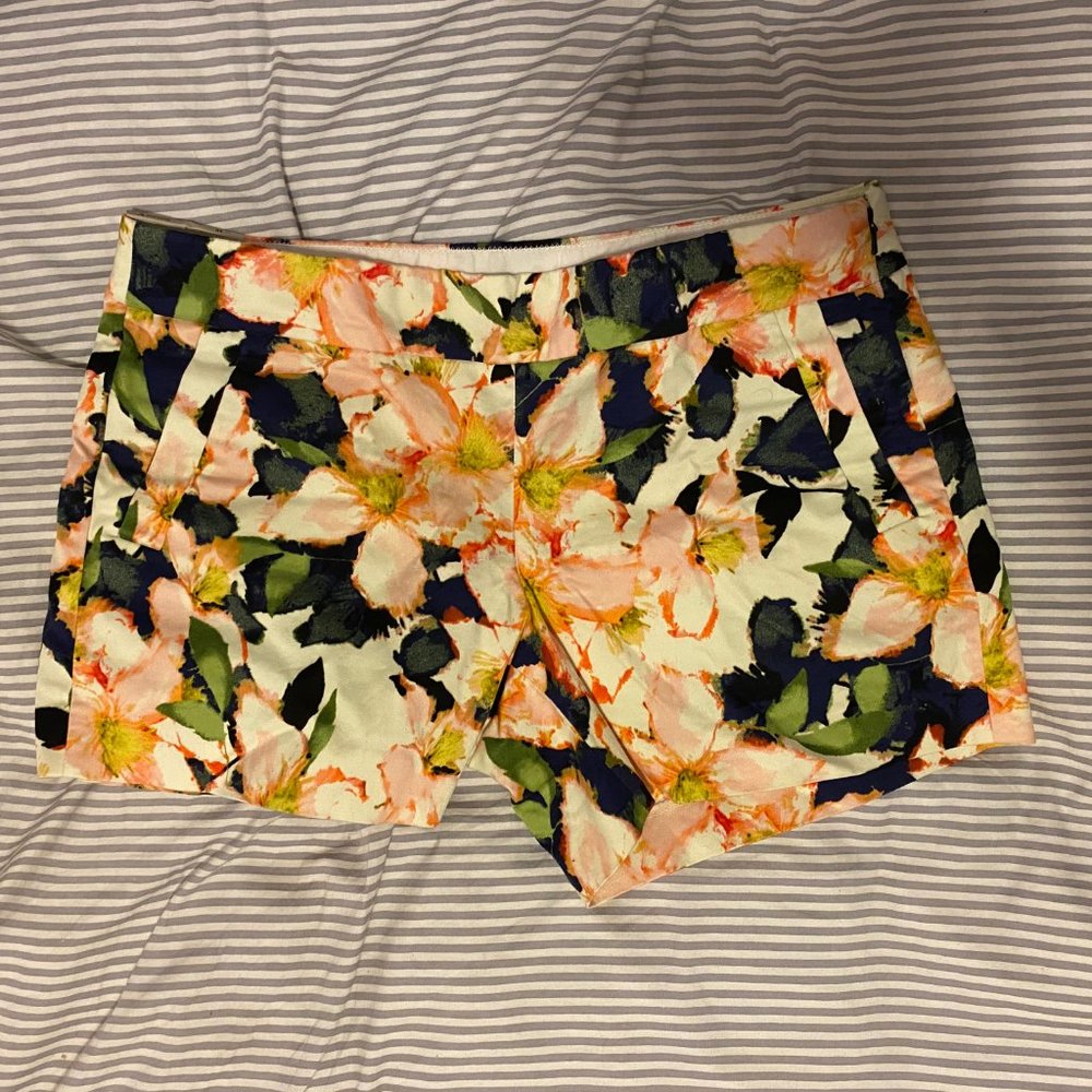 JCrew NWT 5 in floral Chino Shorts